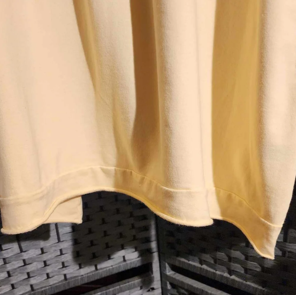 Lane Bryant french terry sweatshirt size 26/28 NWOT in buttery yellow. - Picture 6 of 7